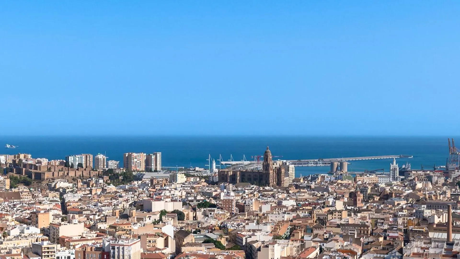 Xpce Sky Towers - Parking Free Apartamento Málaga