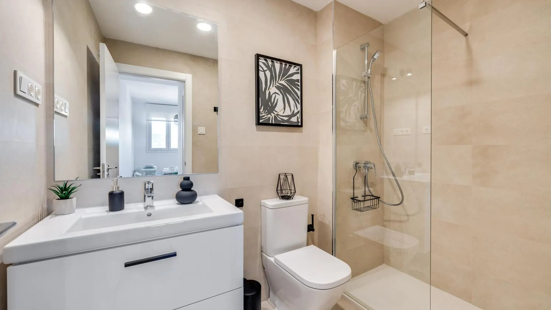 Xpce Sky Towers - Parking Free Apartamento Málaga Espanha