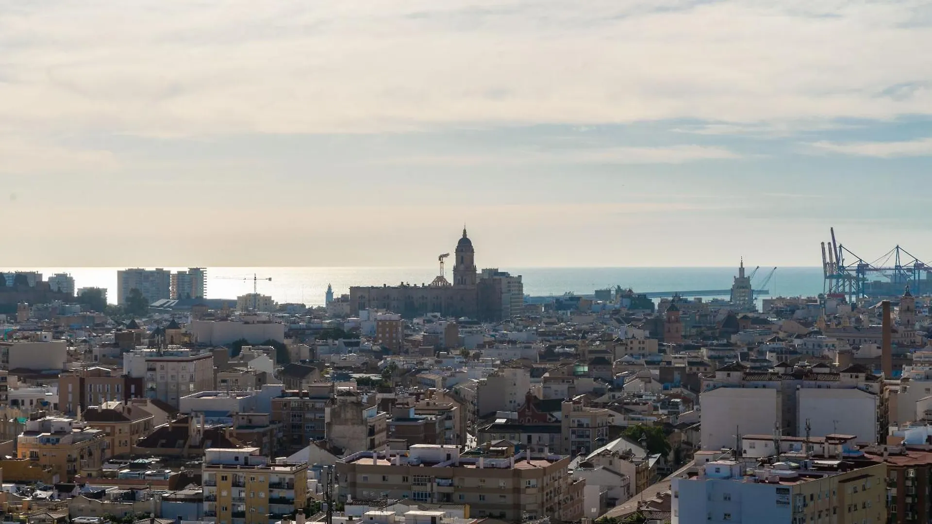 Xpce Sky Towers - Parking Free Apartamento Málaga